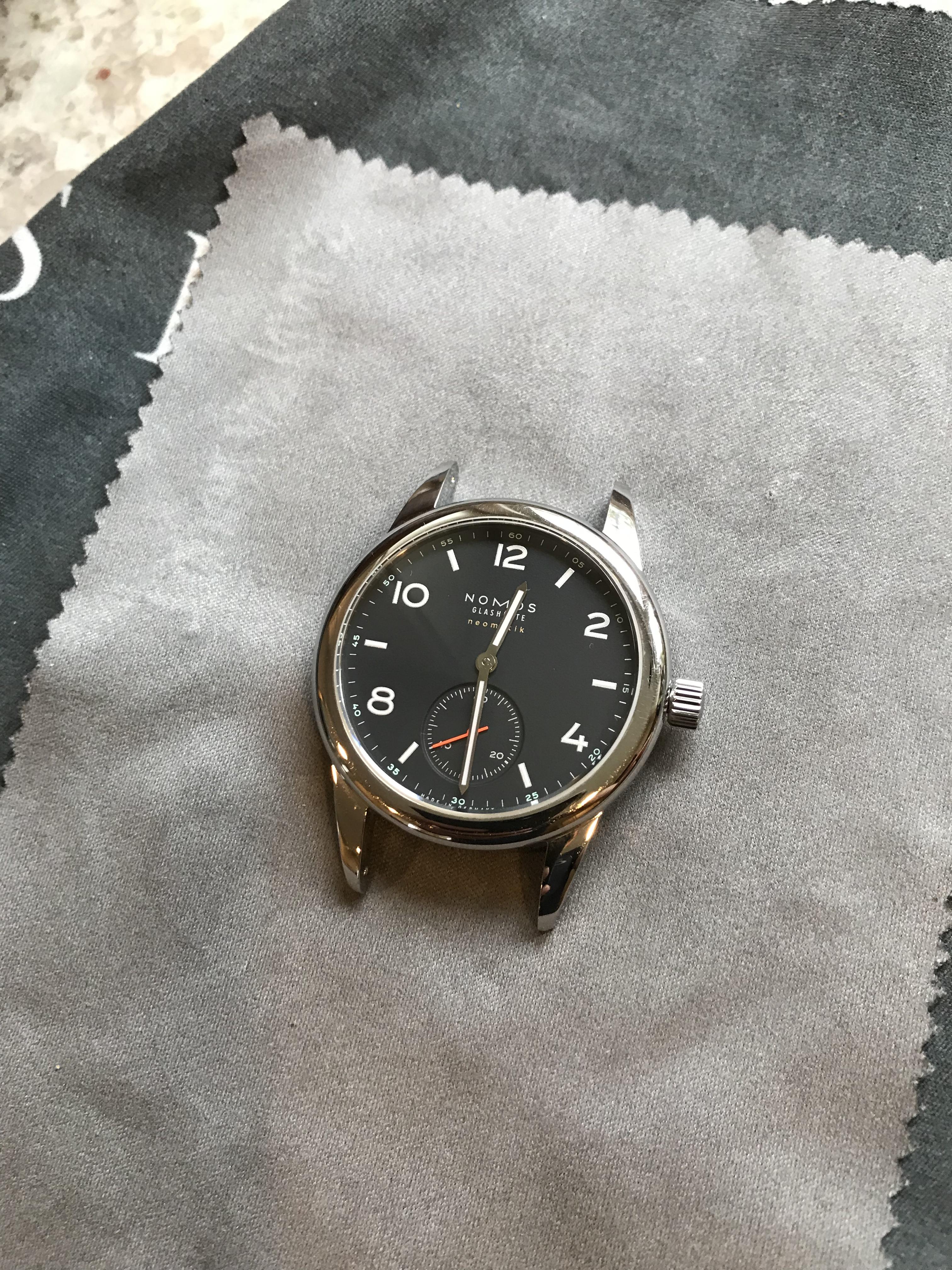 Nomos club clearance neomatik atlantic