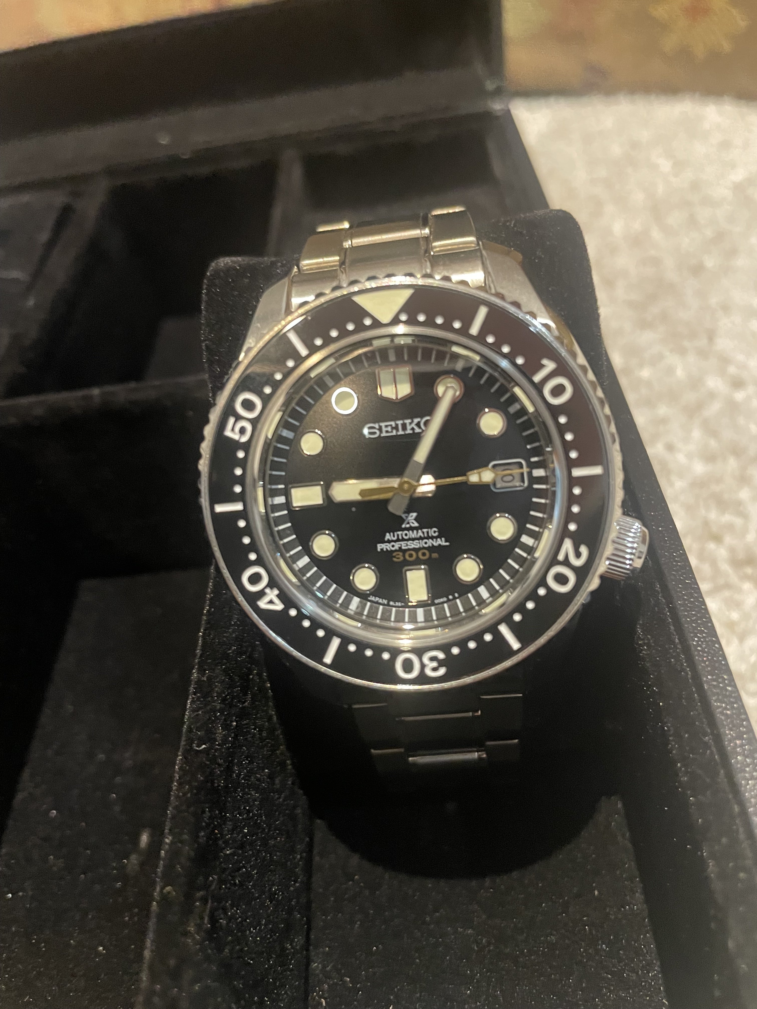 FS:SBDX043 Seiko Prospex Marinemaster | WatchCharts Marketplace