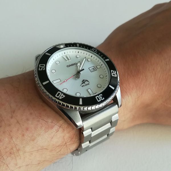 Fs: Casio Mdv 106 White Dial And Black Dial, Accurist Clerkenwell, Parnis  Pilot Pvd | Watchcharts