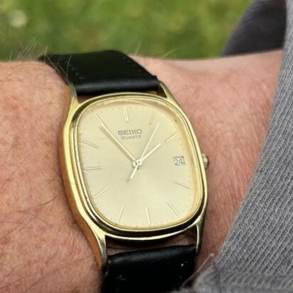 RUNS PERFECT Vintage Clean SEIKO 'Golden Ellipse' Ultra Thin