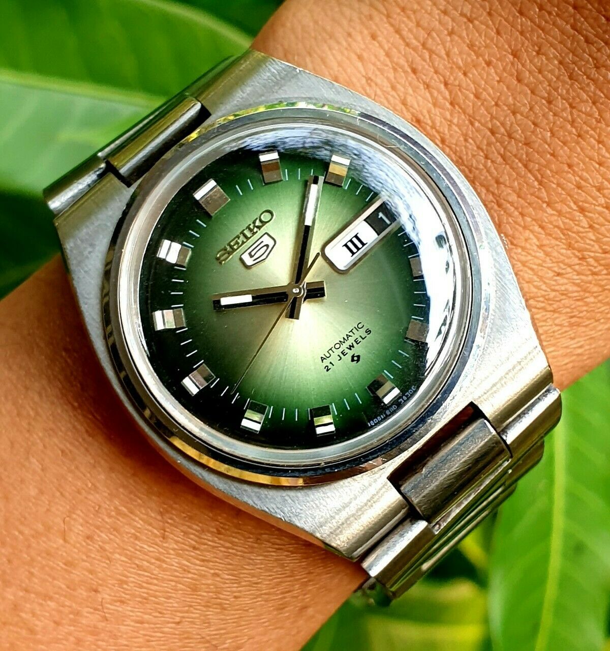 Seiko 5 Automatic 6119-7460 Green Dial Day Date Mens Sep 1974 Vtg