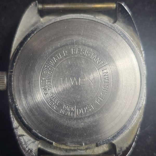 Montre Vintage KELTON Pour Femme - Années 1970 - Boîtier Doré, Cadran Blanc - Pièce De Collection