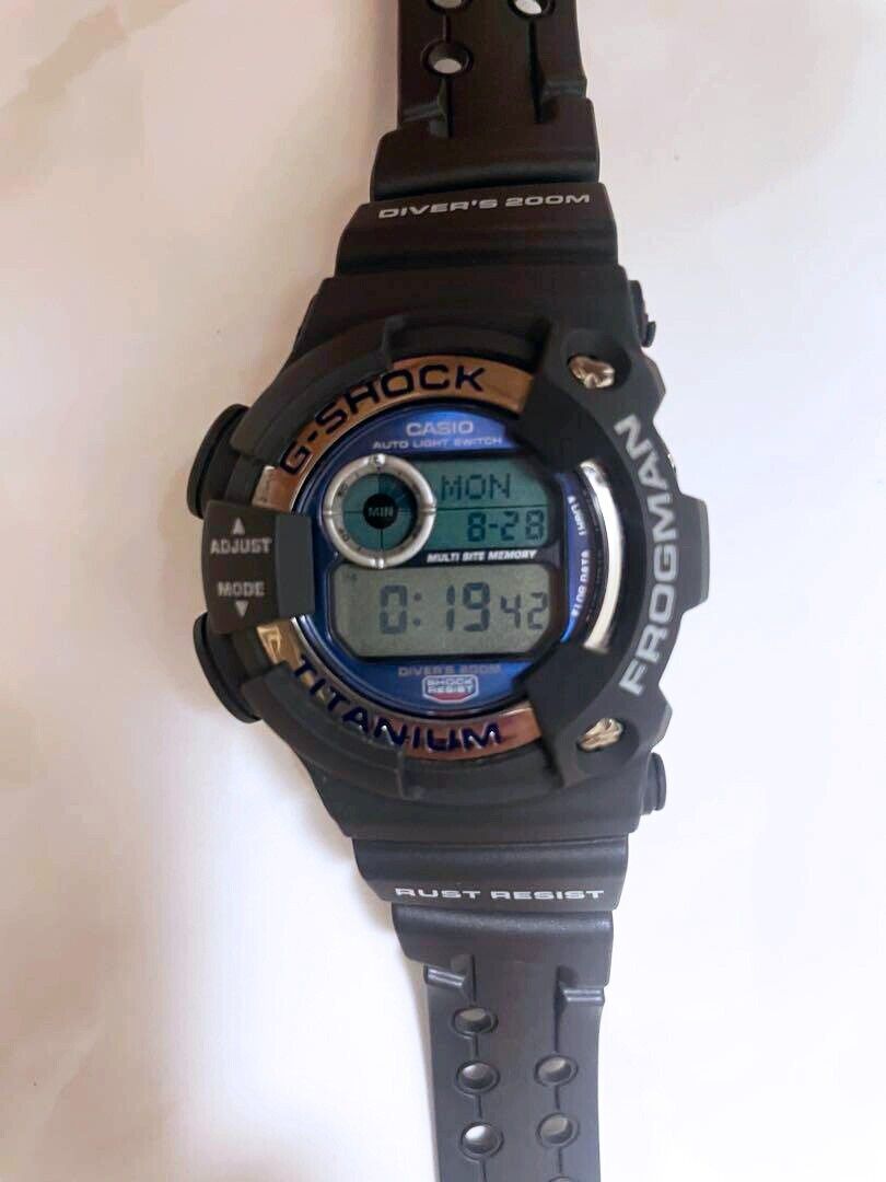 Casio G-Shock - Frogman Titanium DW-9900-8 vintage watch (1999 