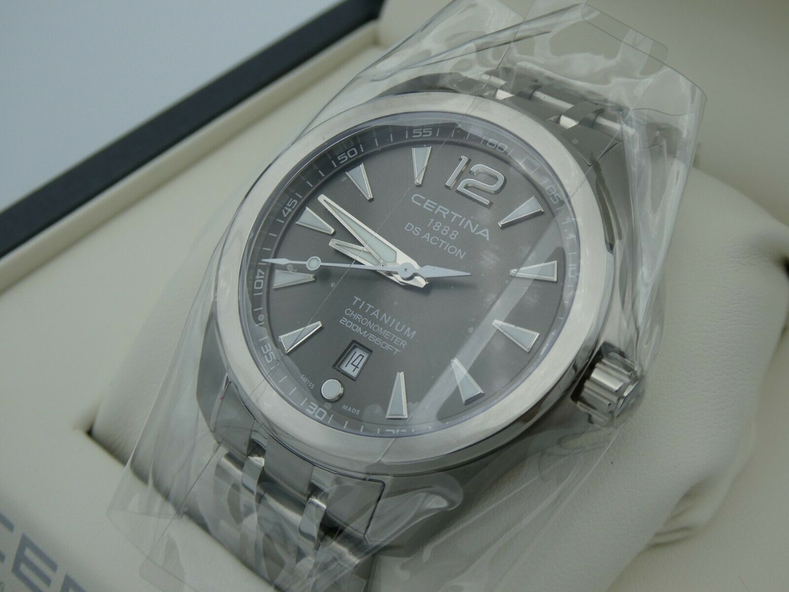 Certina ds action titanium on sale quartz