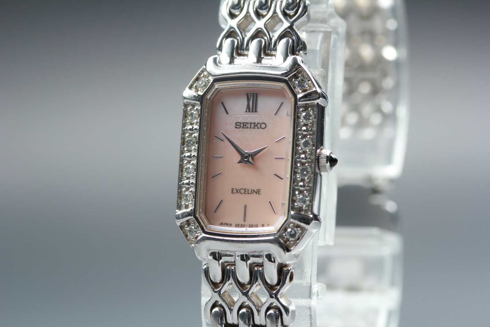 64 稼動 SEIKO 時計 レディース Exceline ピンク 2Pダイヤ 64 稼動