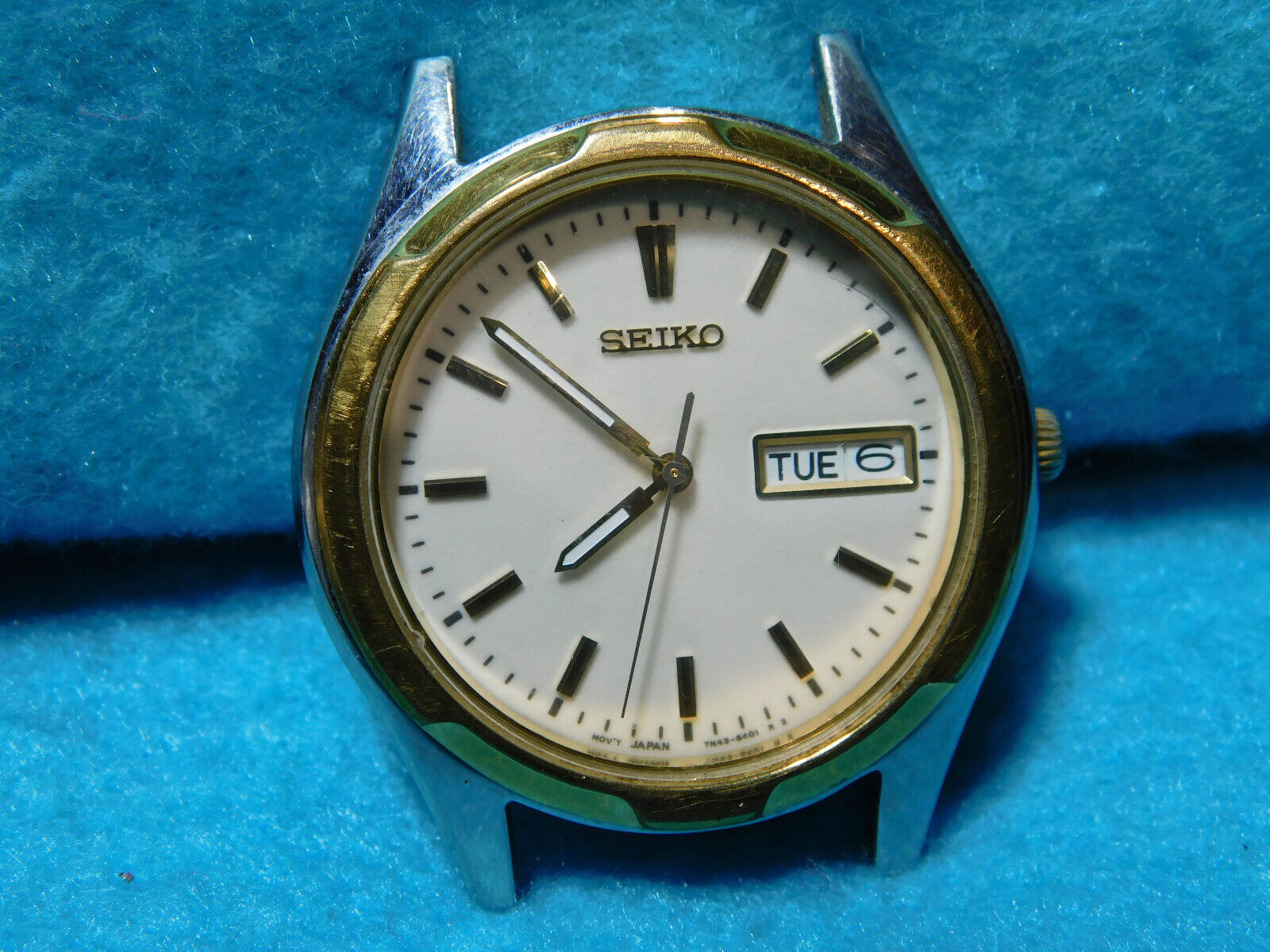 Mens Seiko 7N43 8199 Watch New Battery Runs Well and is Accurate