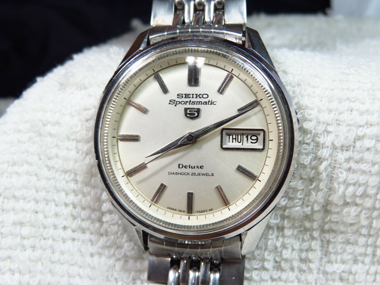 Vintage 1966 Seiko Sportsmatic 5 Deluxe watch [ 7619 - 7010 