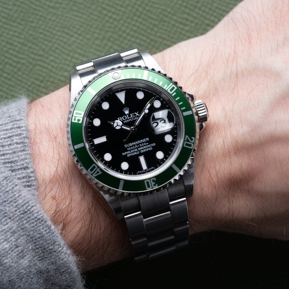 ROLEX SUBMARINER KERMIT CIRCA 2005 Ref. 16610 LV. F ser…