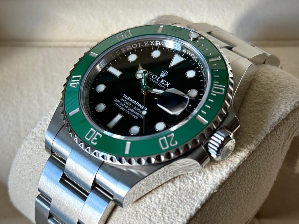 BRAND NEW Rolex 126610LV SUBMARINER GREEN BEZEL BLACK DIAL 2023 41MM  COMPLETE SET - Takuya Watches