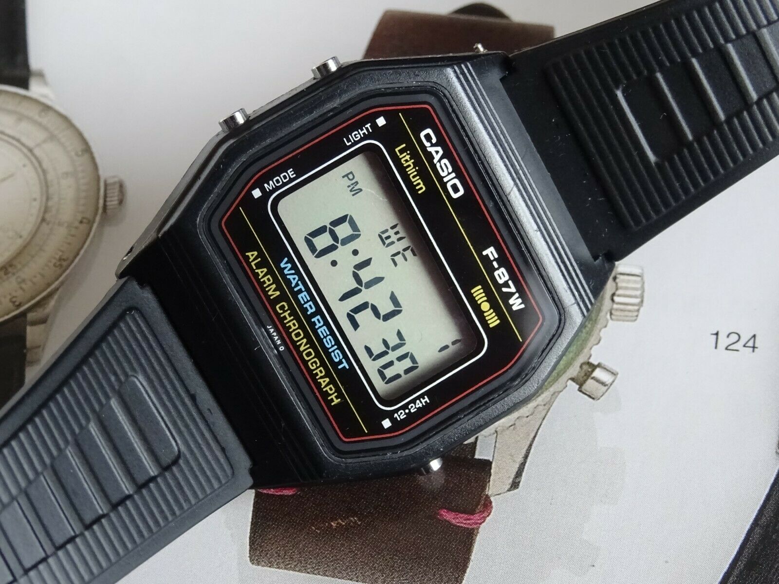 Casio f87w online