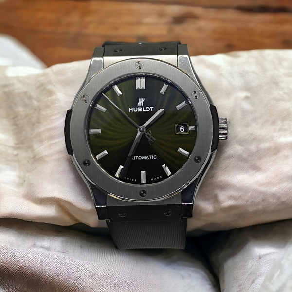 Hublot Classic Fusion Green Dial Titanium Rubber 45mm 511.NX.8970