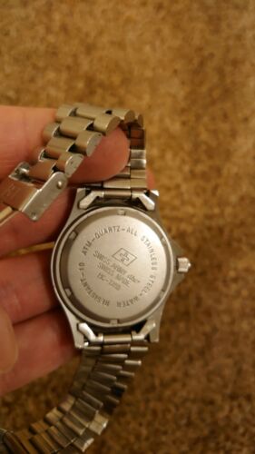 Swiss Army dhc Military watch 10 ATM All Stainless Steel Swiss Made Original WatchCharts Marketplace