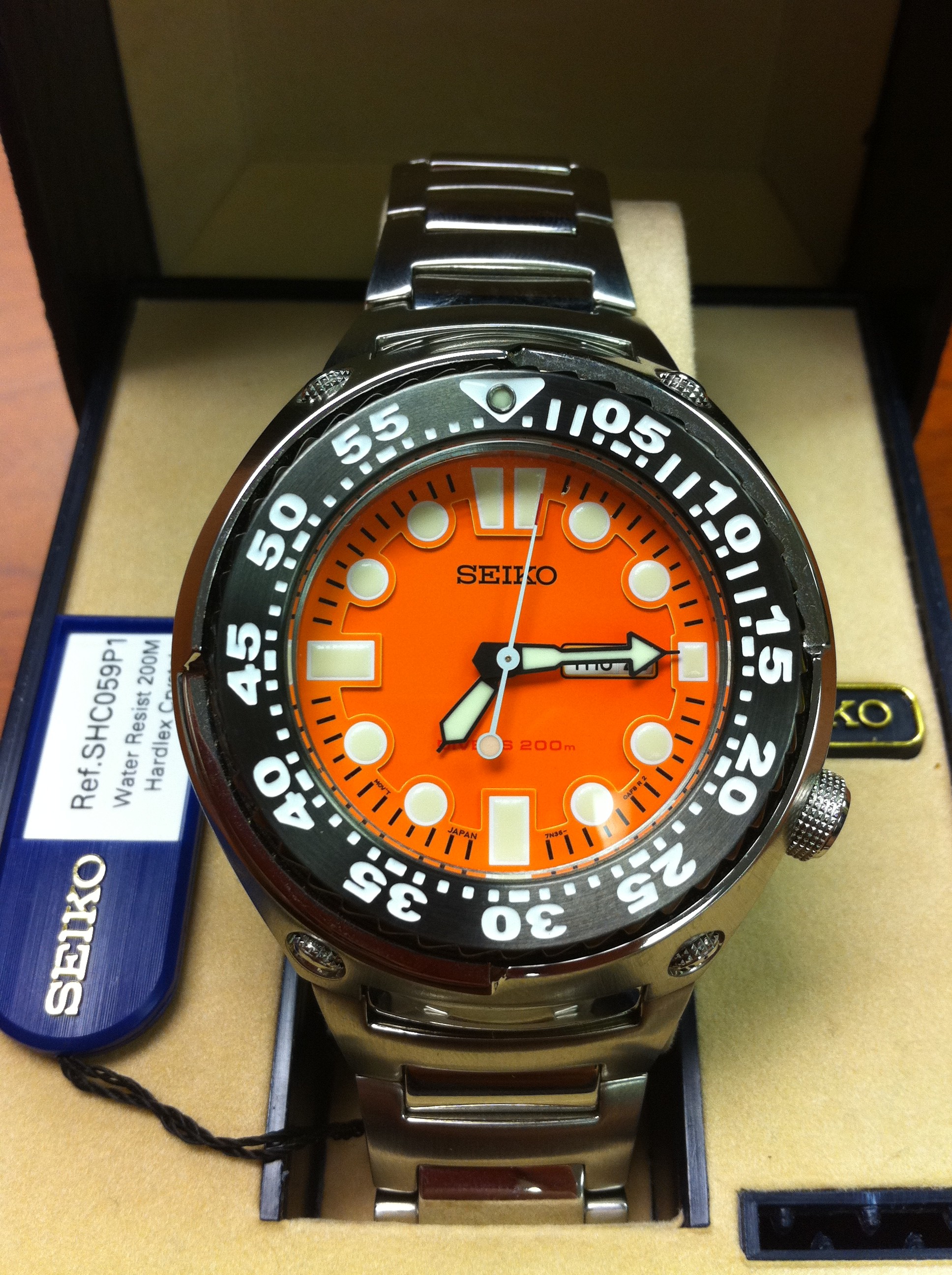 FS: Seiko Sawtooth Orange Dive Stainless Steel SHC059P1 | WatchCharts
