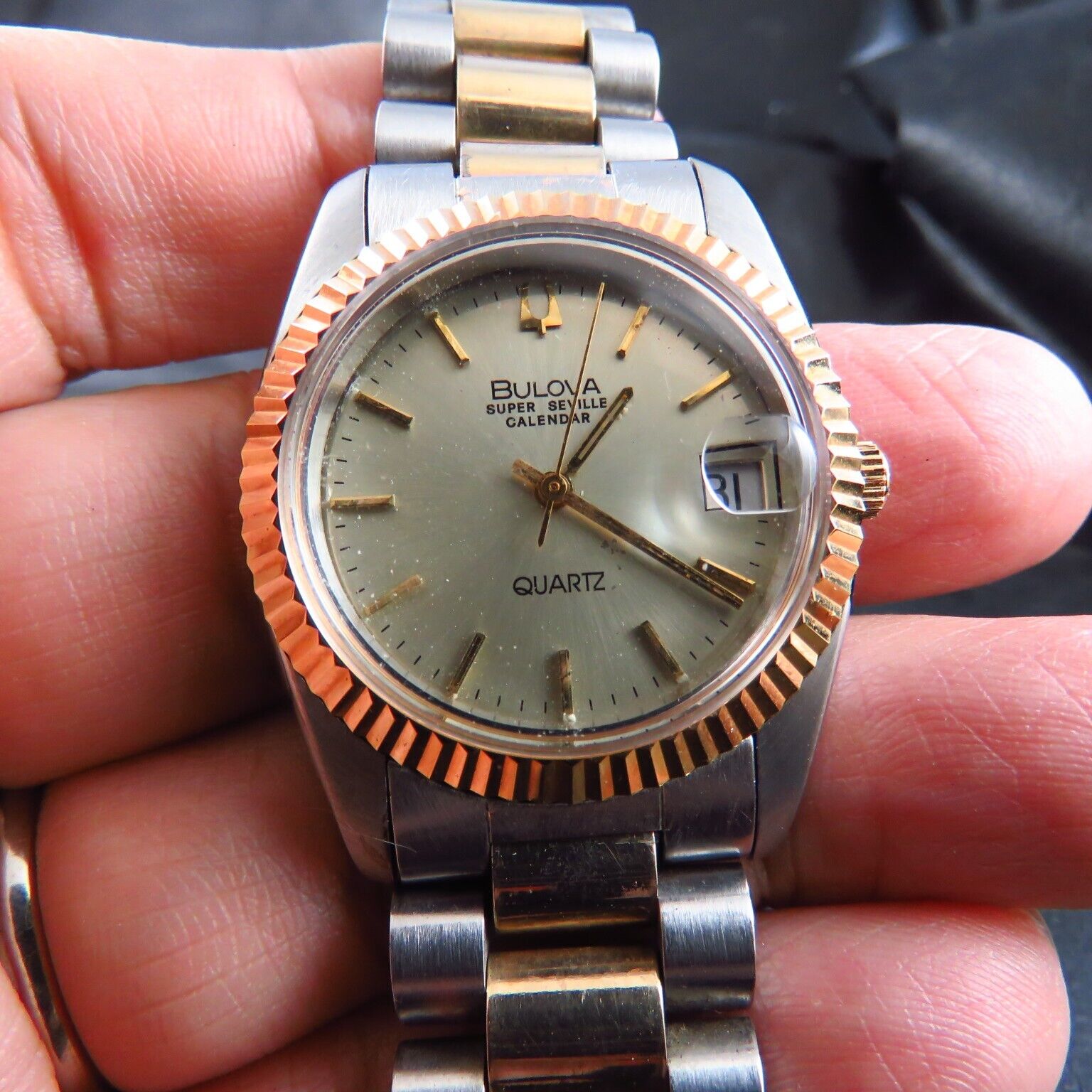 【稼働品】BULOVA SUPER SEVILLE CALENDAR クォーツ New Swiss Movement Bulova Super Seville Calendar Quartz Women