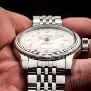 VINTAGE 1989 SEIKO 2K01-0011 QUARTZ WATCH W/ ORIGINAL BAND & BOX
