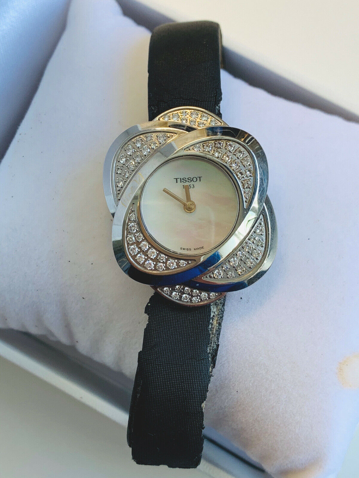 TISSOT T Trend Precious Flower G346 Ladies Quartz Wristwatch Box