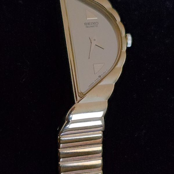 Rare Vintage Seiko Rivoli Half Moon Ladies Watch 1F20-5D59 RO Excellent ...