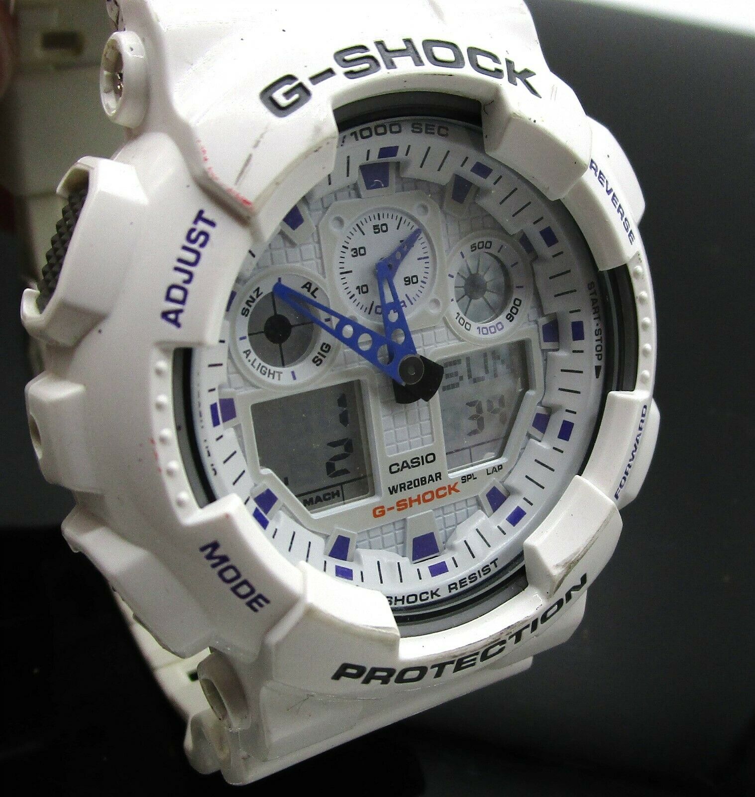 g shock wr20bar white