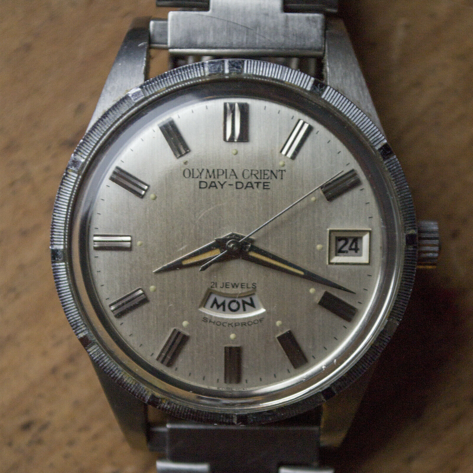 Vintage Orient Olympia Weekly Swimmer, 21 Jewels, Running