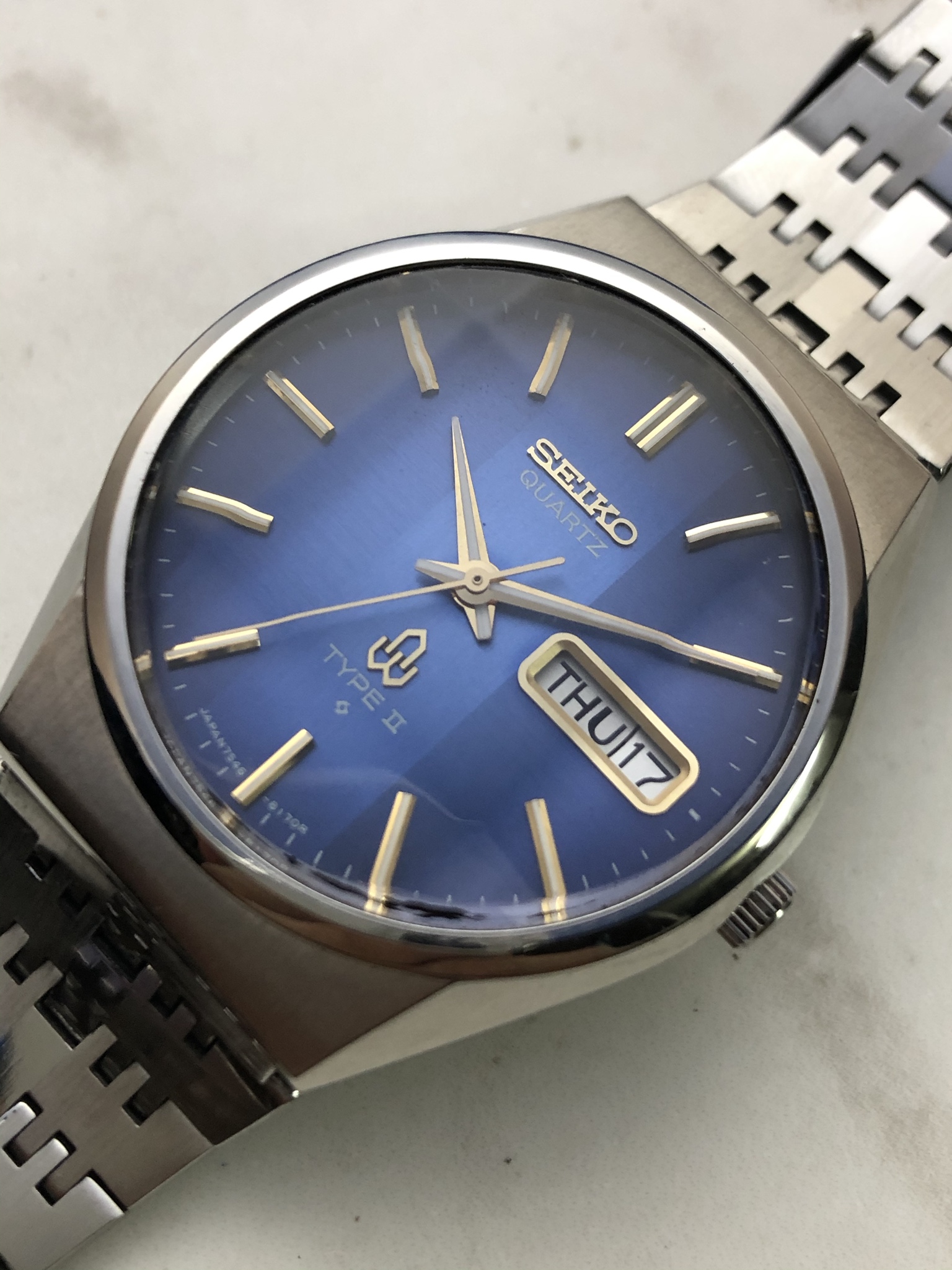 #832 SEIKO クォーツ タイプ2 7546 サンストライプ OH済 832 SEIKO クォーツ タイプ2 7546 サンストライプ OH済 - メルカリ