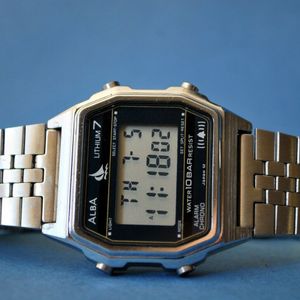 セイコー ALBA デジタル LITHIUM7 ヴィンテージ W309-4210 Seiko ALBA Digital LITHIUM7 Vintage W309-4210 Good condition