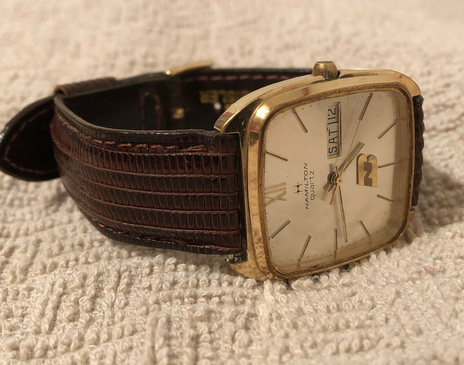 Vintage Men's Hamilton Watch - Time/Date/ Square / Gold Tone