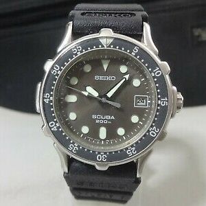 Vintage 1988 SEIKO Quartz Diver watch [SCUBA 200m] 5H25-6030