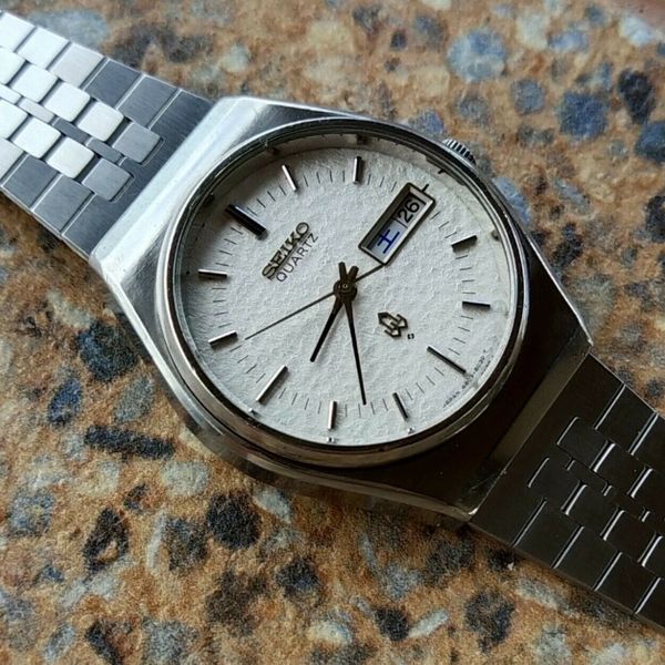 Vintage Seiko Quartz JDM 4803 8010 July 1976 Textured Dial