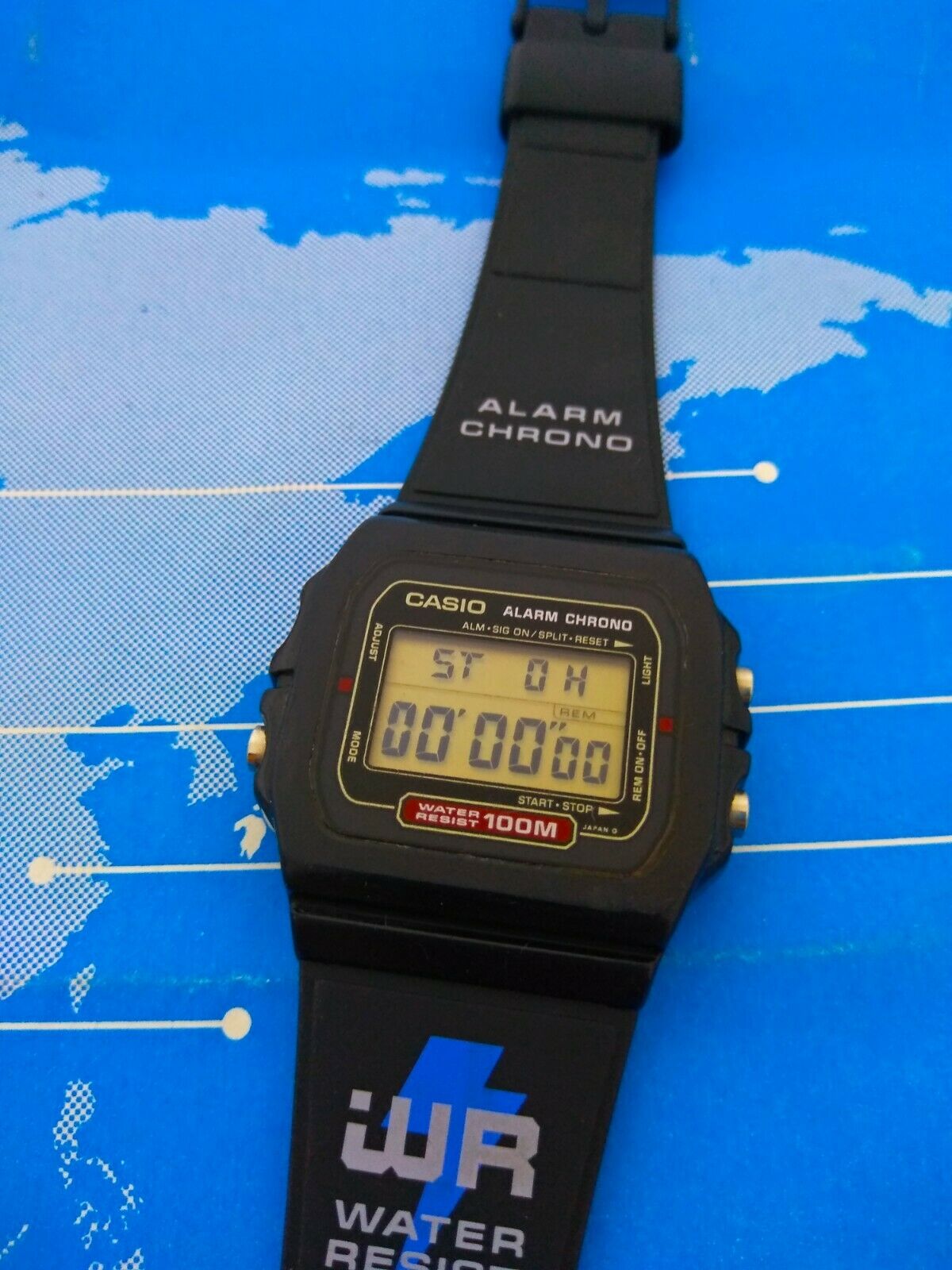 VINTAGE CASIO W-721 (MODULE 549) ALARM, CHRONO DIGITAL WRIST WATCH 
