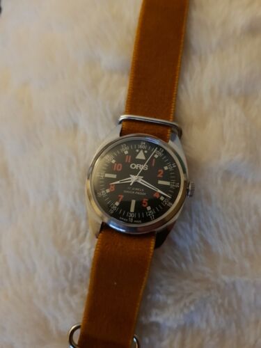 Vintage Refurbished Oris 1971 1983 17 jewels pilot style watch