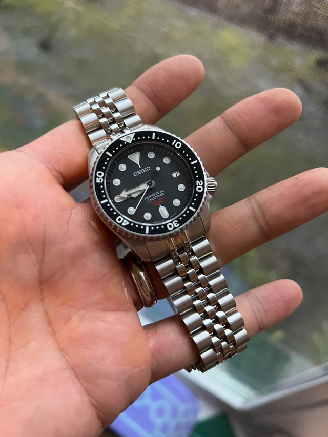 499 USD] FS: Seiko SBCM023 Perpetual Calendar HAQ Diver Cal 8F35 with two  bracelets | WatchCharts
