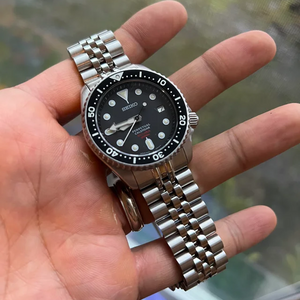 499 USD] FS: Seiko SBCM023 Perpetual Calendar HAQ Diver Cal 8F35 with two  bracelets | WatchCharts