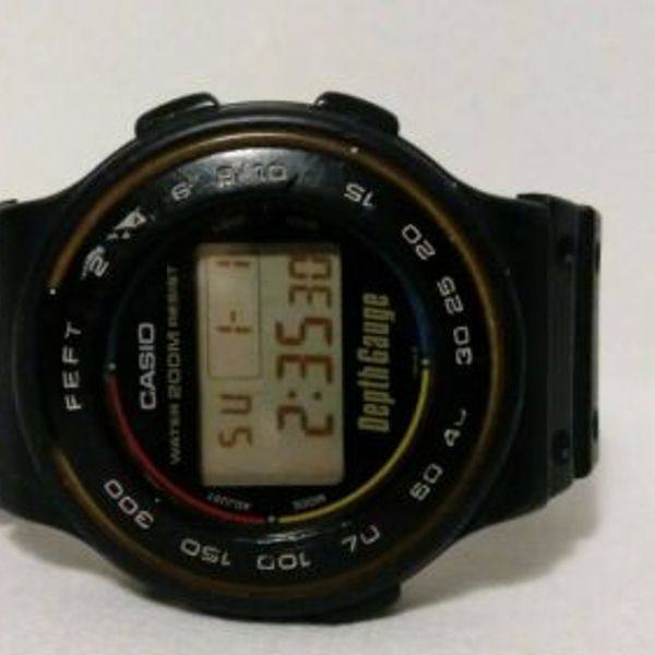 Men's Casio Depth Gauge DW 220DG vintage diver watch rare model,new