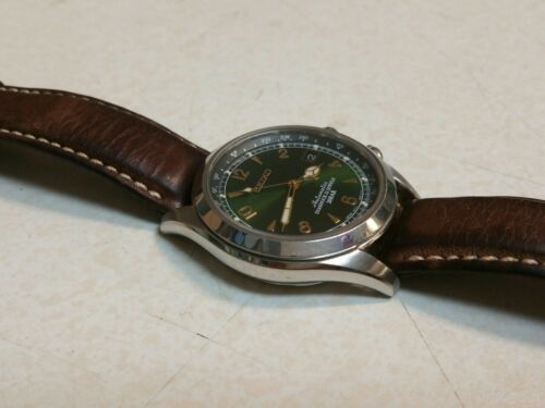 SEIKO Alpinist Automatic Men's Wristwatch~Diashock 23 Jewels, 20 BAR W003 |  WatchCharts