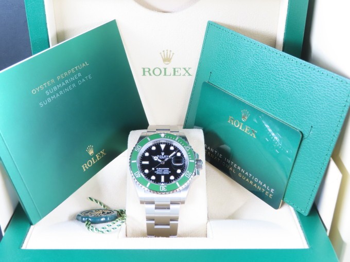 New 2023 Rolex Submariner Starbucks 41mm 126610LV Mk II Bezel