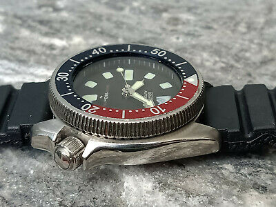 Ladies seiko sales divers watch