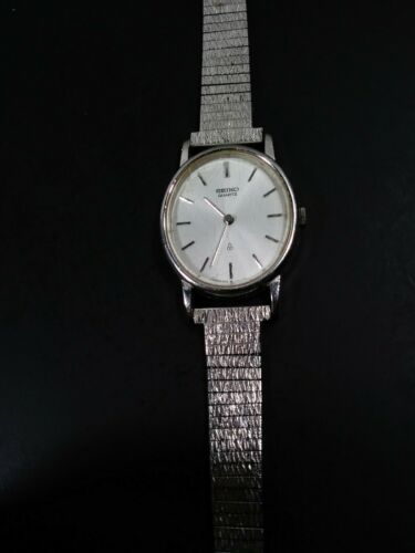 Vintage Seiko 2320-5290 Ladies Silver Quartz Analog Watch