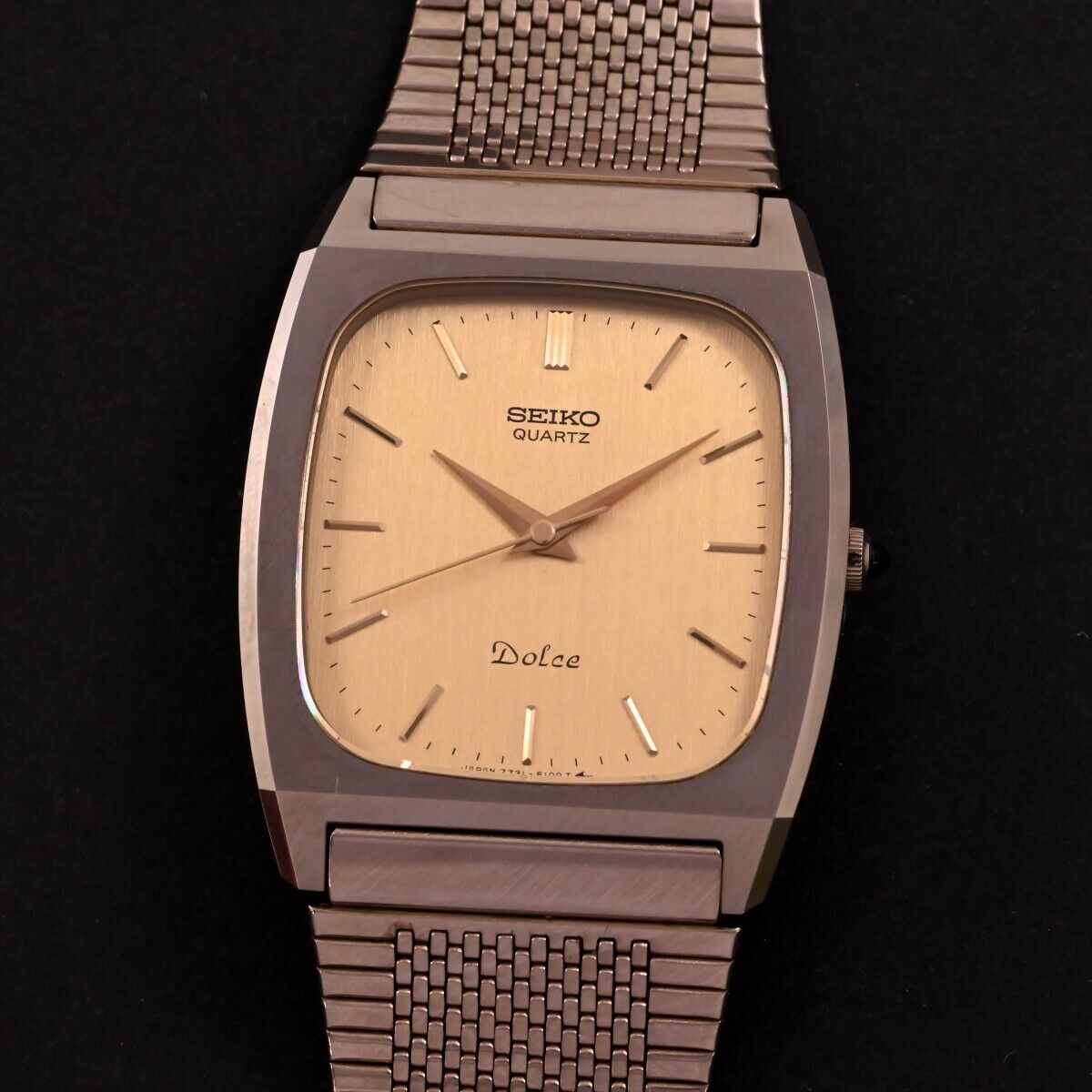 SEIKO DOLCE Analog 29mm Tungsten carbide watch Slim QUARTZ Ref 