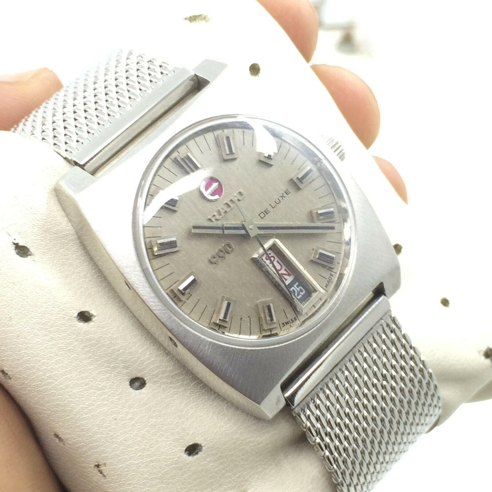 VINTAGE RADO 990 DELUXE AUTOMATIC D/D SWISS MADE 33MM MENS WRIST