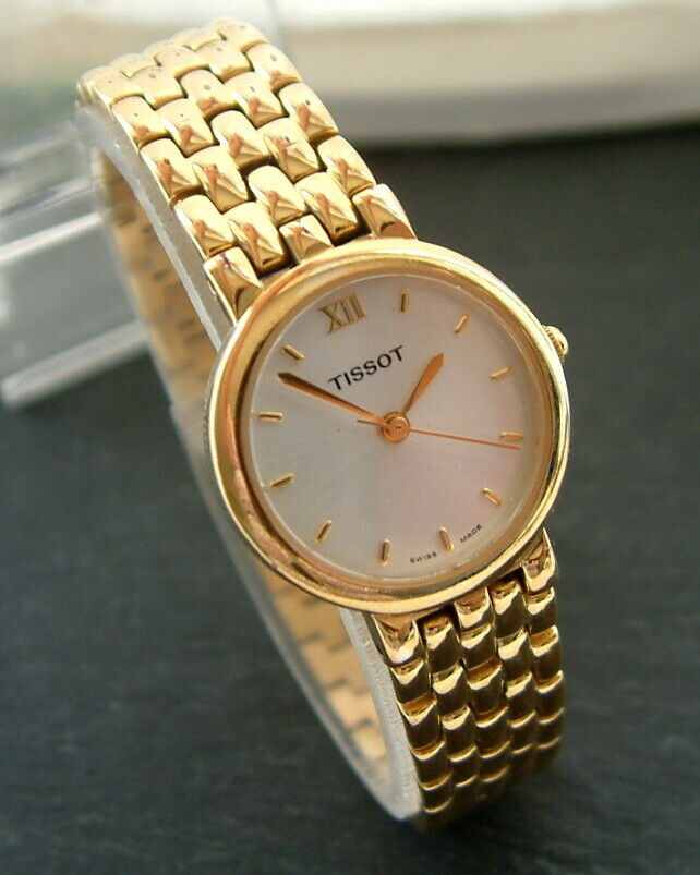 Beautiful Modern Ladies Tissot 329 S825 Quartz Bracelet Watch