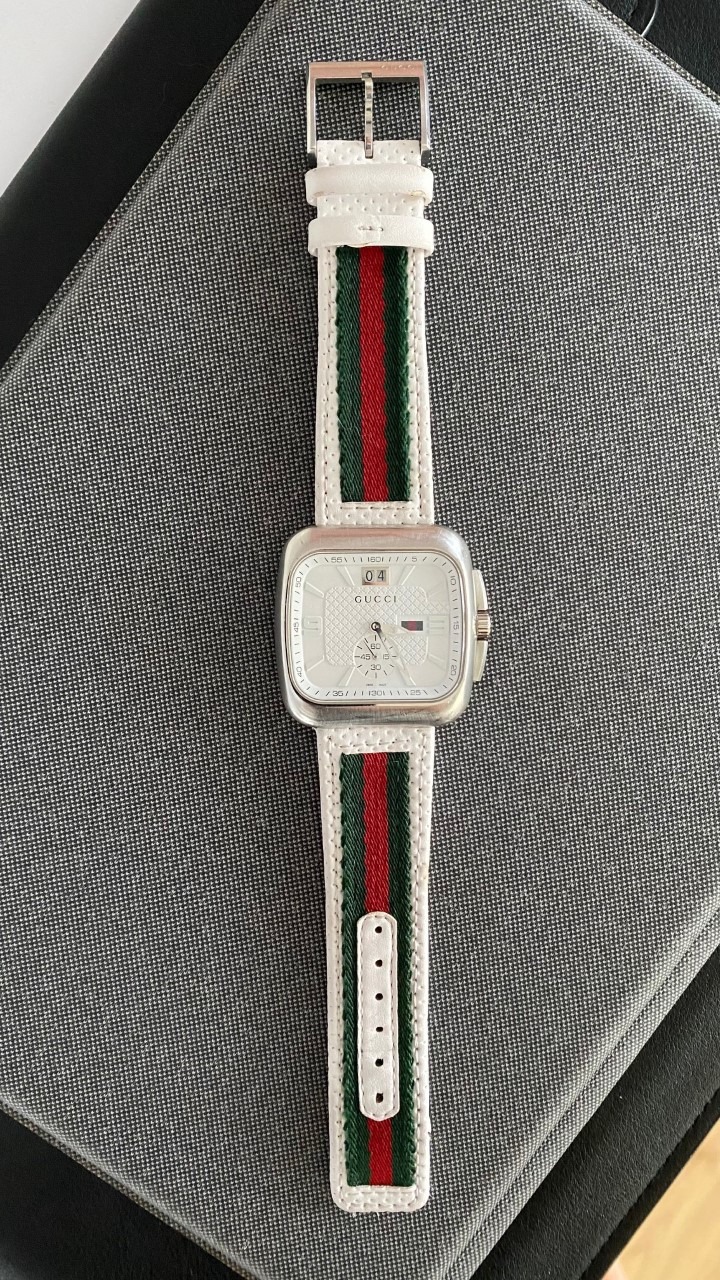 GUCCI COUPE 131.3 MENS WATCH | WatchCharts Marketplace