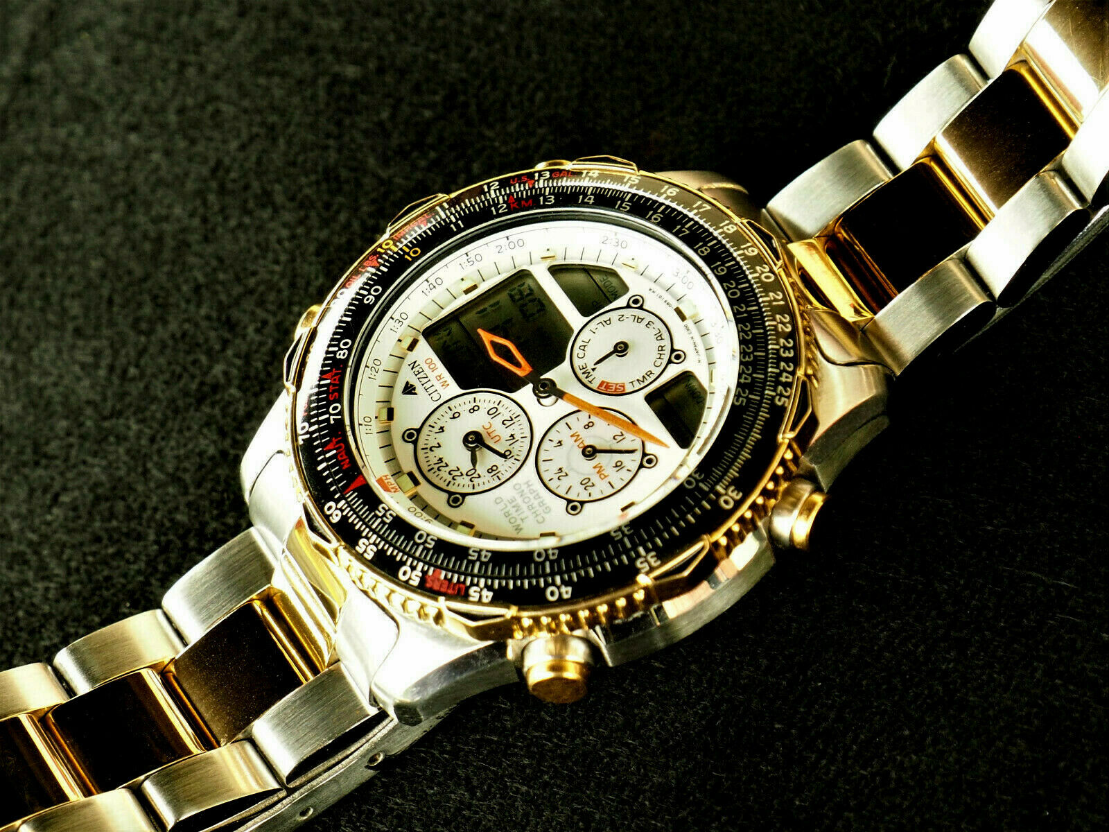 Citizen C300 Navihawk World Time Alarm Chronograph WR100 Pilot