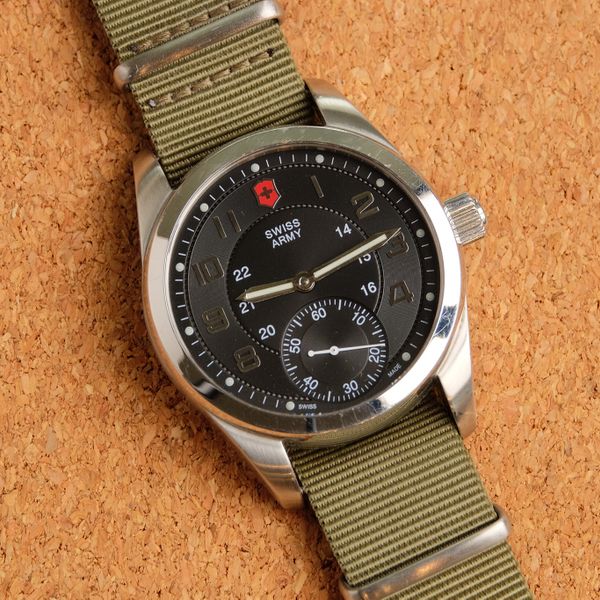 [WTS] Victorinox Ambassador XL 24151 | WatchCharts