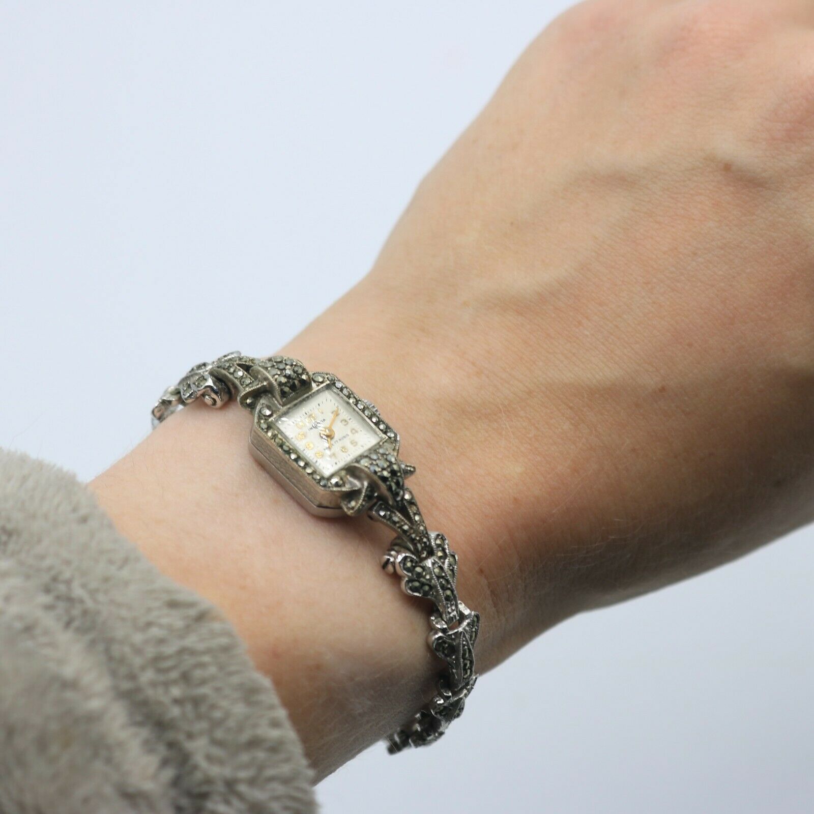 Silver Black Vintage Style Marcasite Crystal Oval Face Women's Bangle Cuff  Watch - Walmart.com
