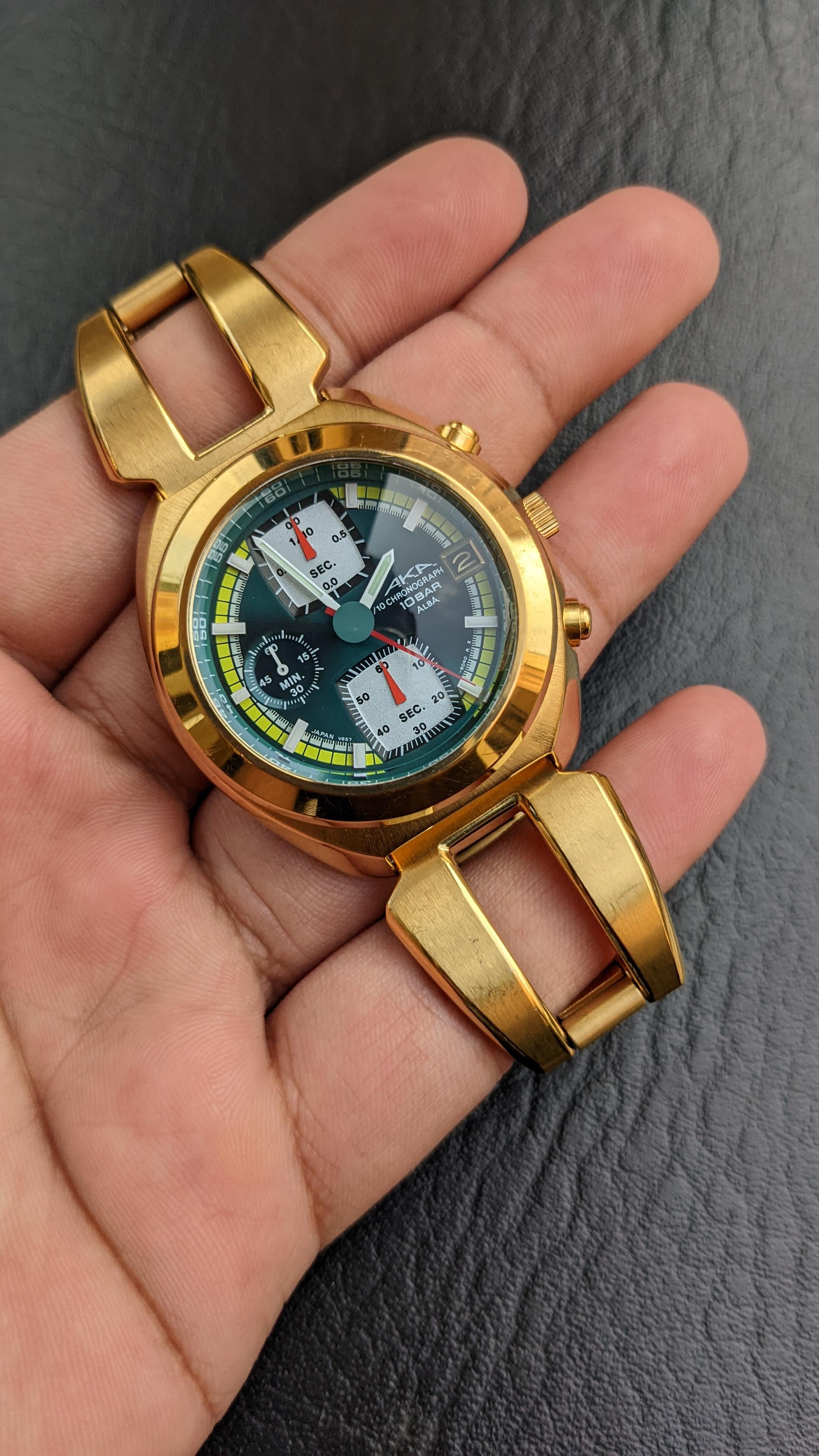 WTS] ???????? Rare Seiko Alba AKA Chronograph ⏱️ for sale in