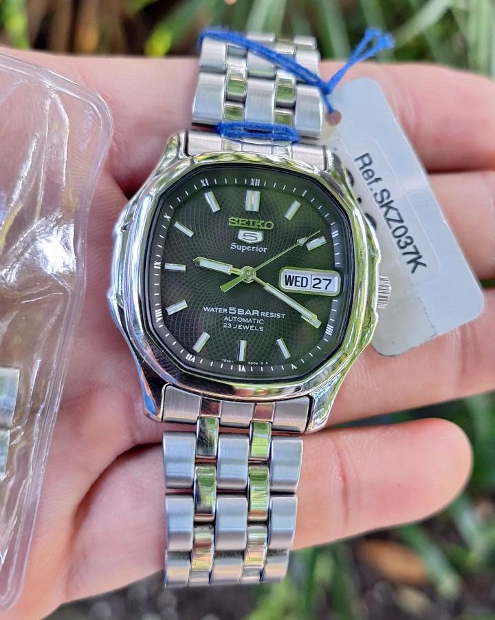 WTB Seiko 5 Superior SKZ037 (7S36-5000) | WatchCharts Marketplace