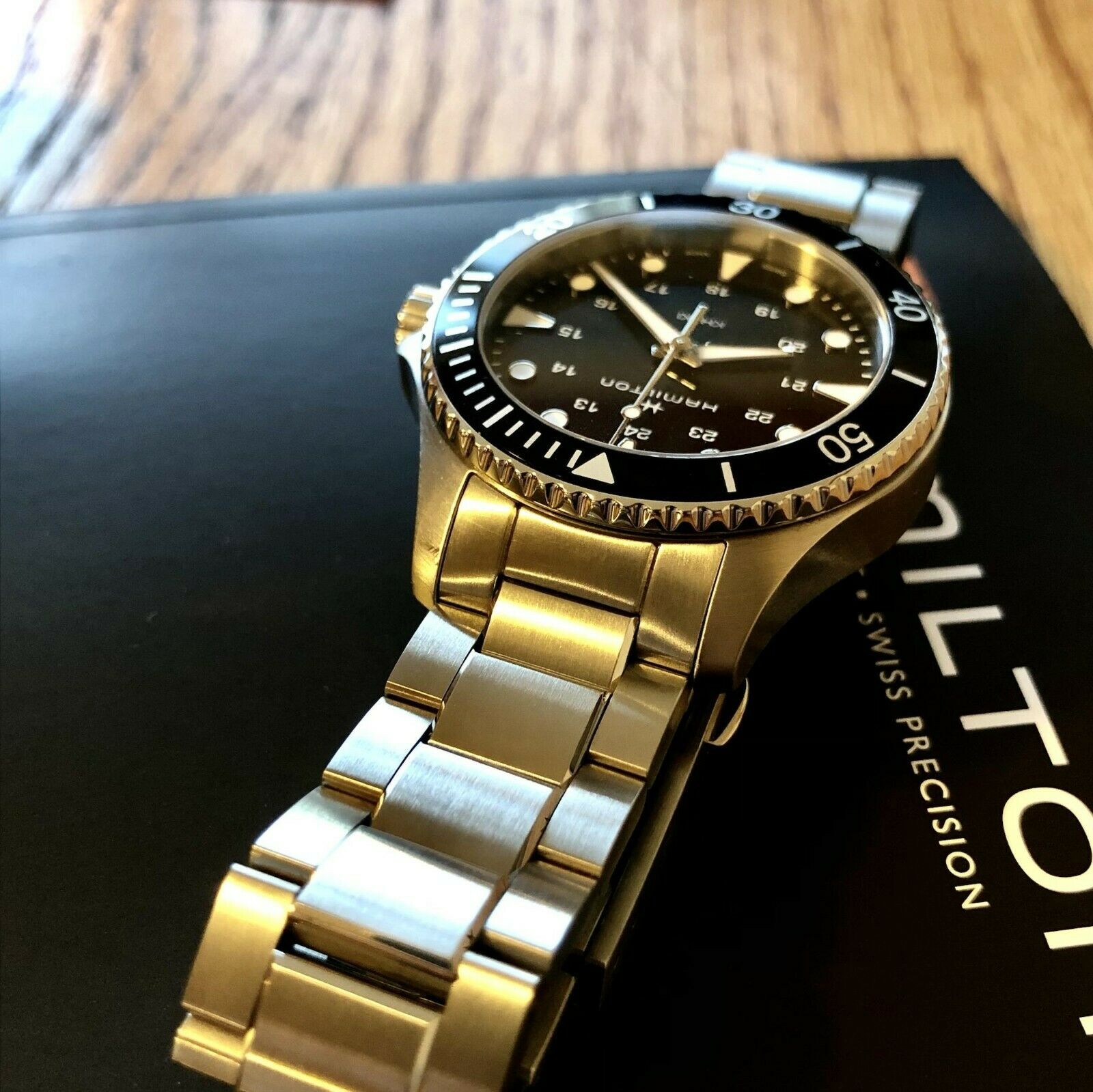Hamilton Khaki Navy Scuba Quartz Diver | 37mm | H82201131 