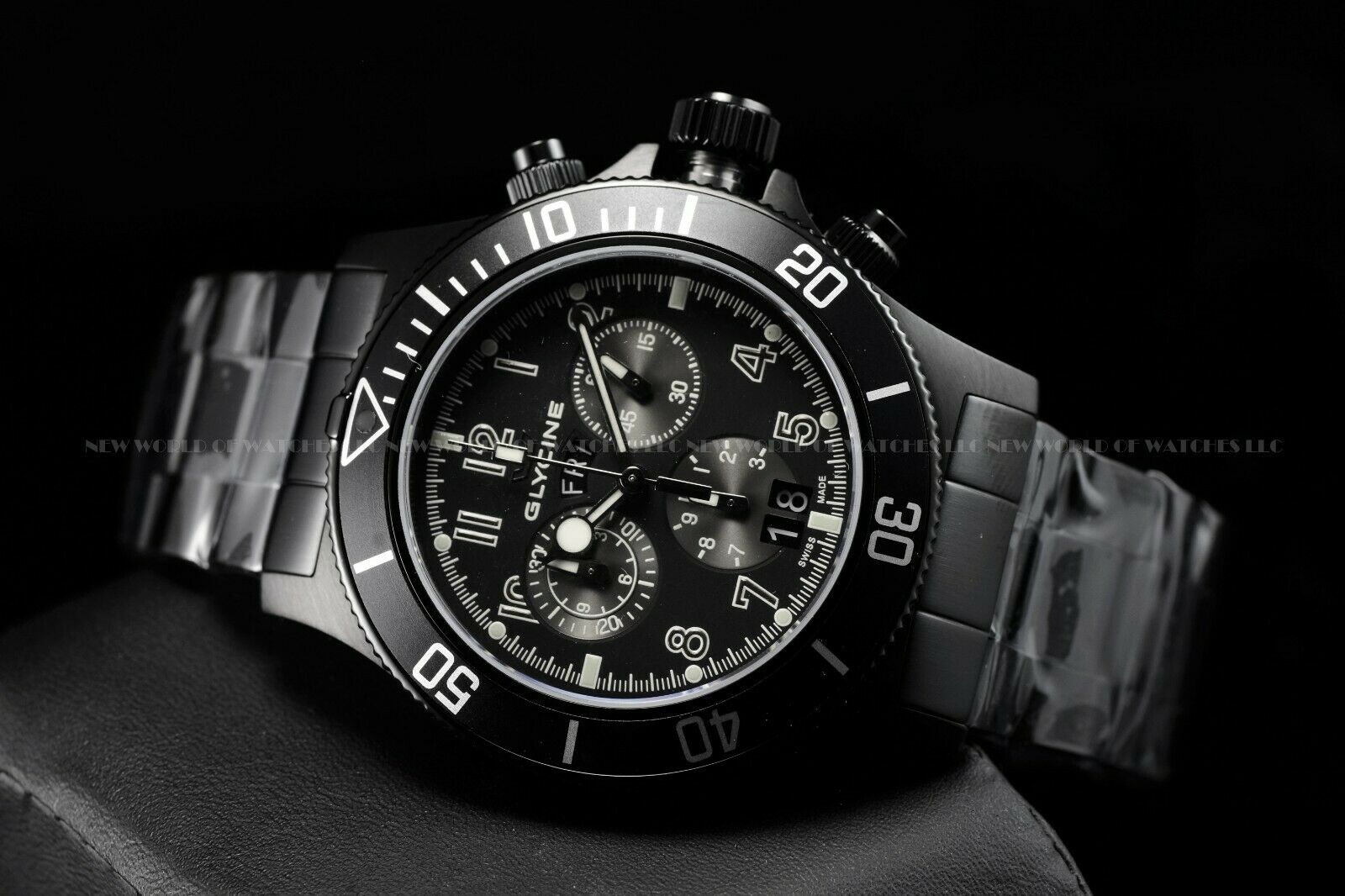 Glycine Men 42mm Combat Sub Sapphire Chrono