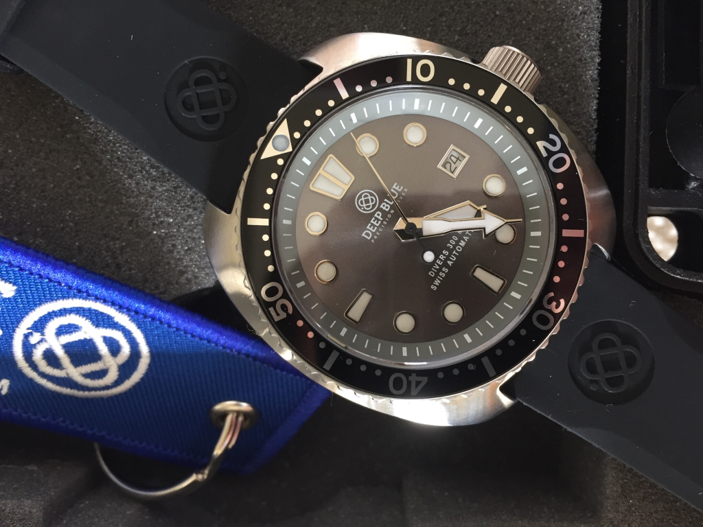 deep blue military diver 300