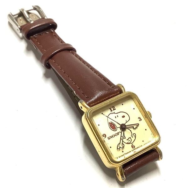 Women's Rare vintage Citizen VEGA Peanuts Snoopy watch